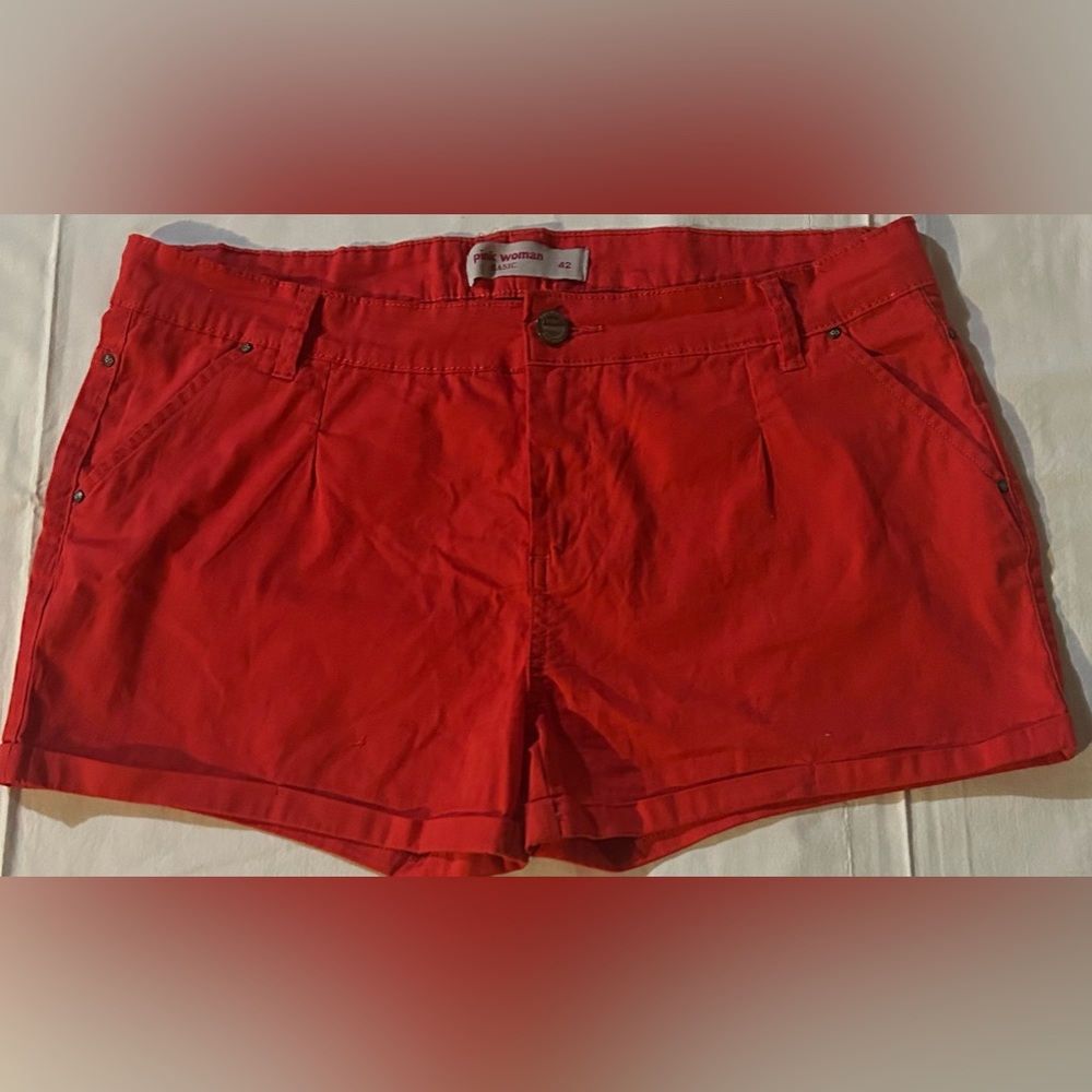 Brand Pink Woman Basic Coral Shorts 42